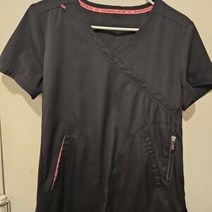 Koi Lite Scrub Top Size Small